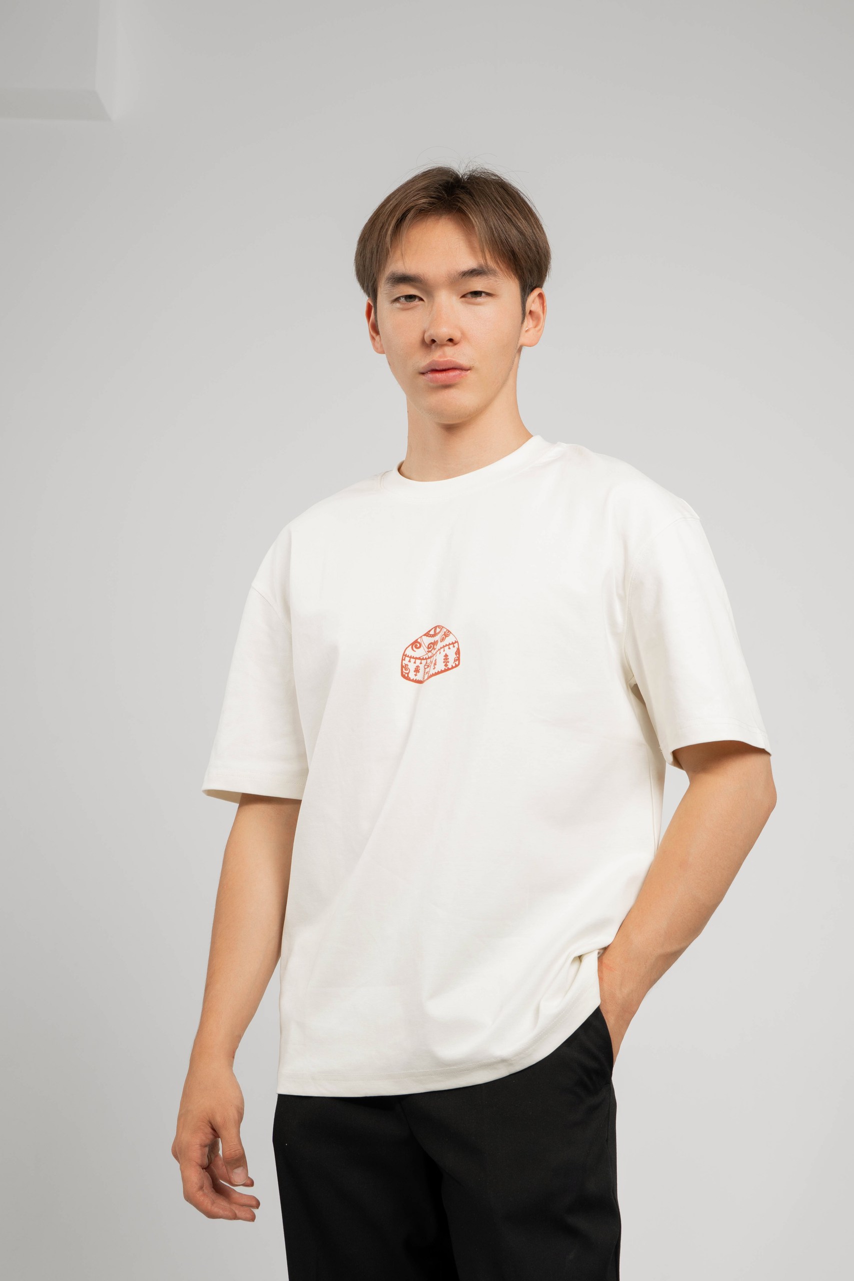 Ethno Tee — Песочный